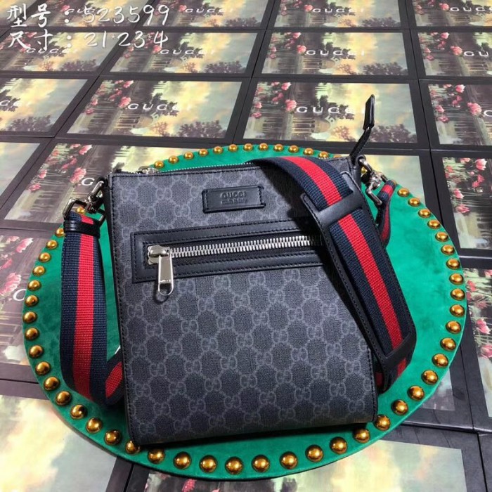 Gucci GG Supreme small messenger bag-523599-GU50725