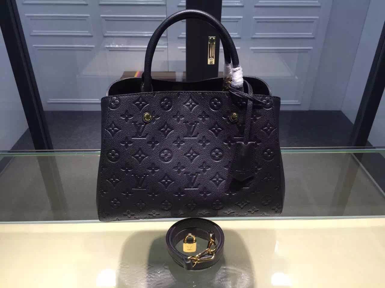 Louis vuitton Bag-LV50064